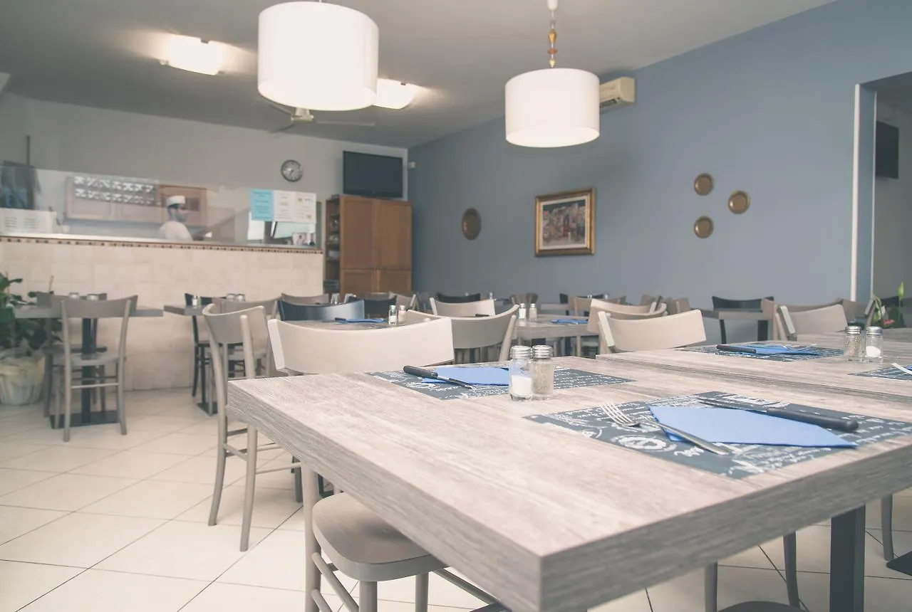호텔 Albergo Ristorante Giulio Agliana